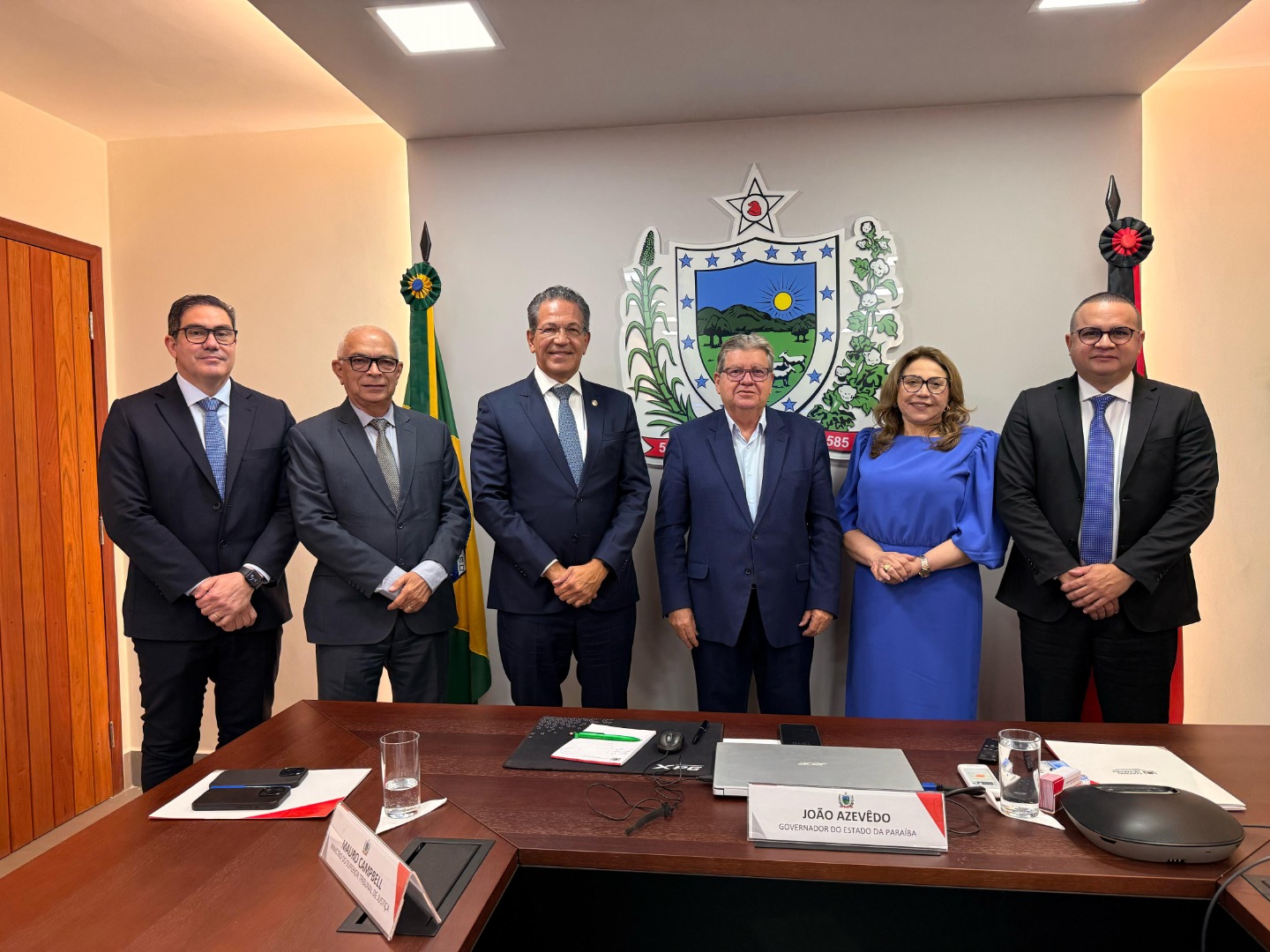 Visita Ministro Campbell 1.2.jpg