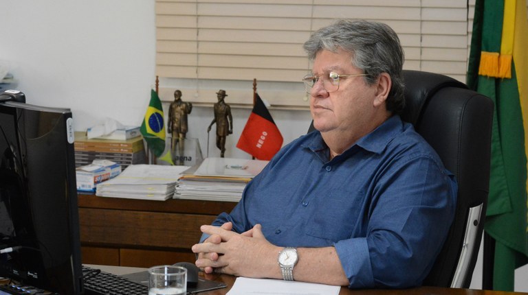 Governador anuncia pagamento.jpeg Governador anuncia pagamento.jpeg