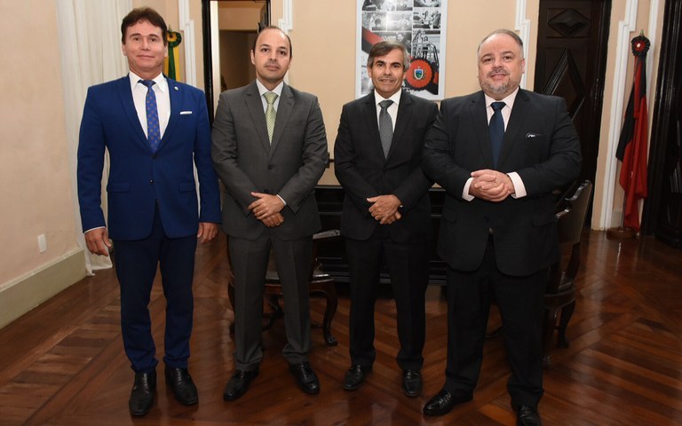 Visita Governador em Exercicio CNJ.jpeg Visita Governador em Exercicio CNJ.jpeg
