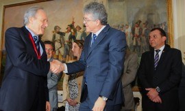 GOV-ENTREGA-MEDALHA-MINISTRO-RICARDO-LEWANDOWSIC-6-270x163Valendo.jpg GOV-ENTREGA-MEDALHA-MINISTRO-RICARDO-LEWANDOWSIC-6-270x163Valendo.jpg