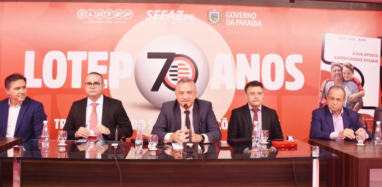 Lotep Solnidade mesa 2.jpg